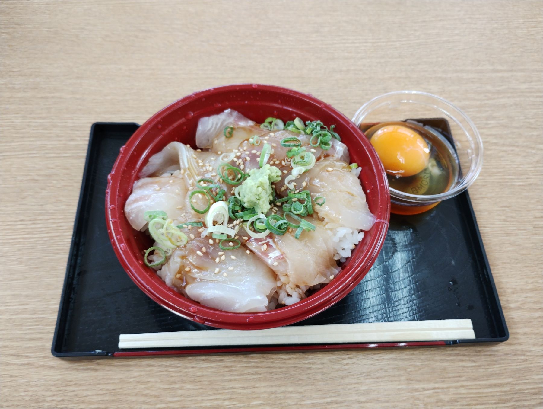 卵かけ鯛丼